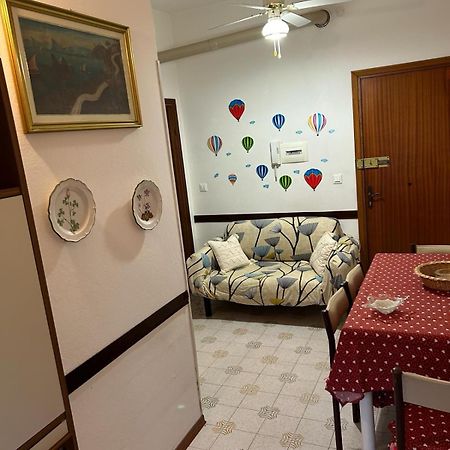 Ferienwohnung App Bilocale Lido Scacchi Lido degli Scacchi Exterior foto