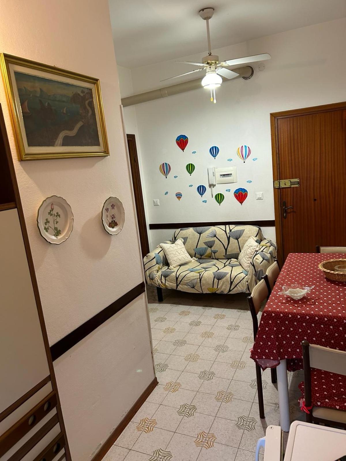 Ferienwohnung App Bilocale Lido Scacchi Lido degli Scacchi Exterior foto